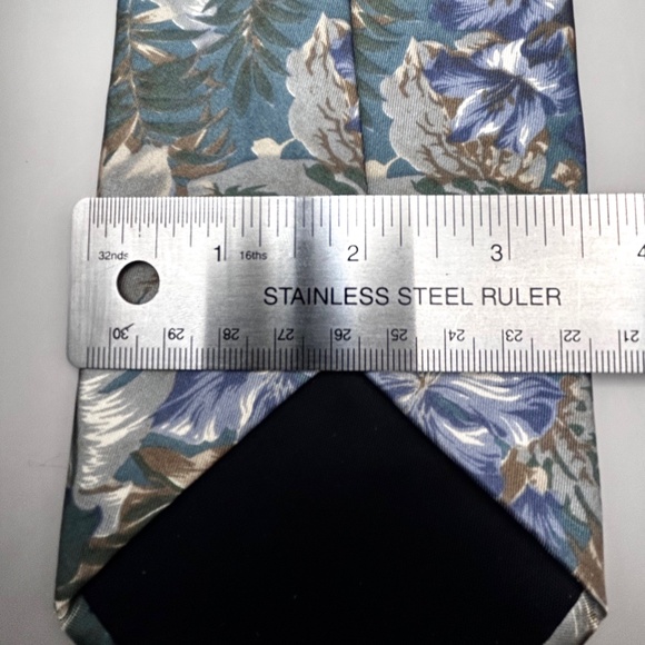 Silk Ties - Lord & Taylor Bundle - Picture 6 of 11